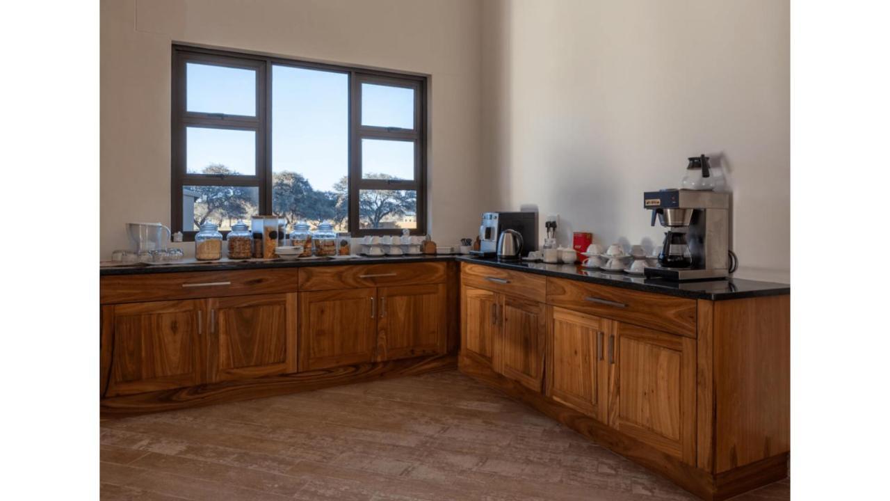 Sandune Game Lodge Gobabis Eksteriør bilde